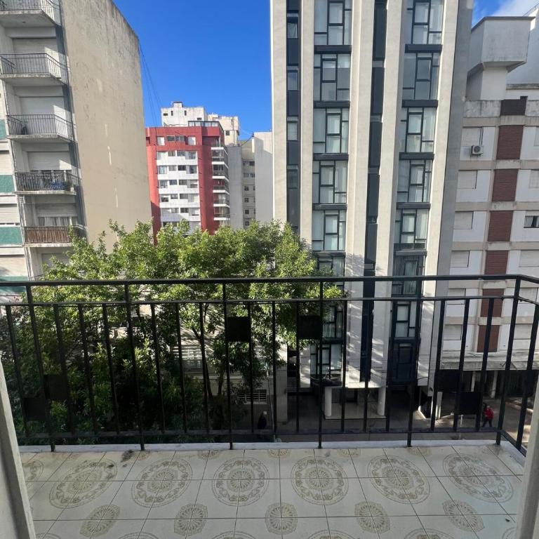 Monoambiente con balcón soleado - One-Bedroom Apartment - 17