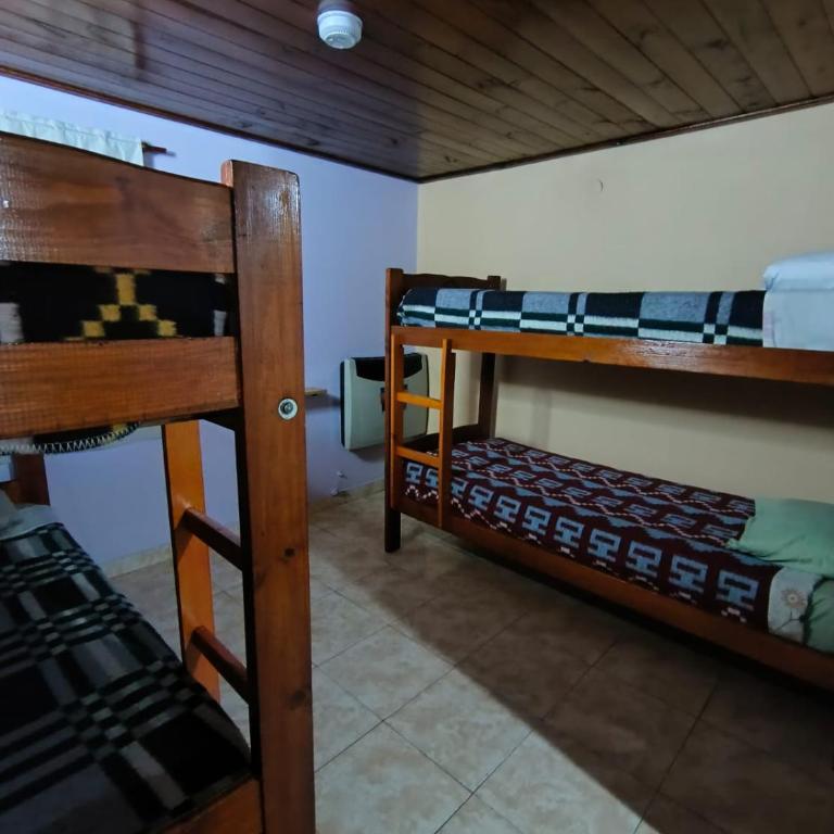 Hostel Glaciar Marconi I - Habitación Compartida Mixta - 4 camas - 5