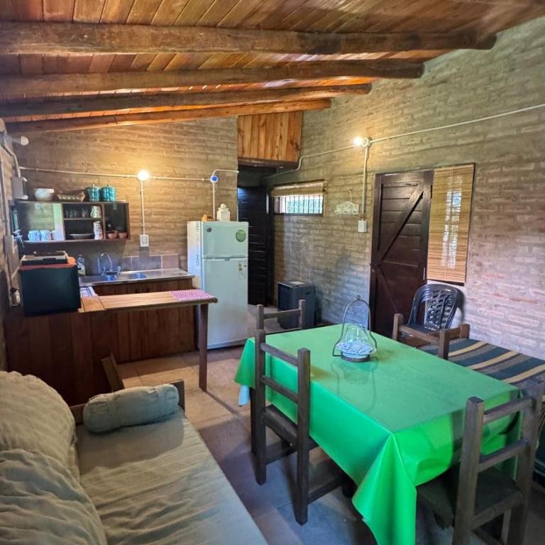 Hermosa cabaña frente al Rio Cosquín - Casa con 1 dormitorio - 1
