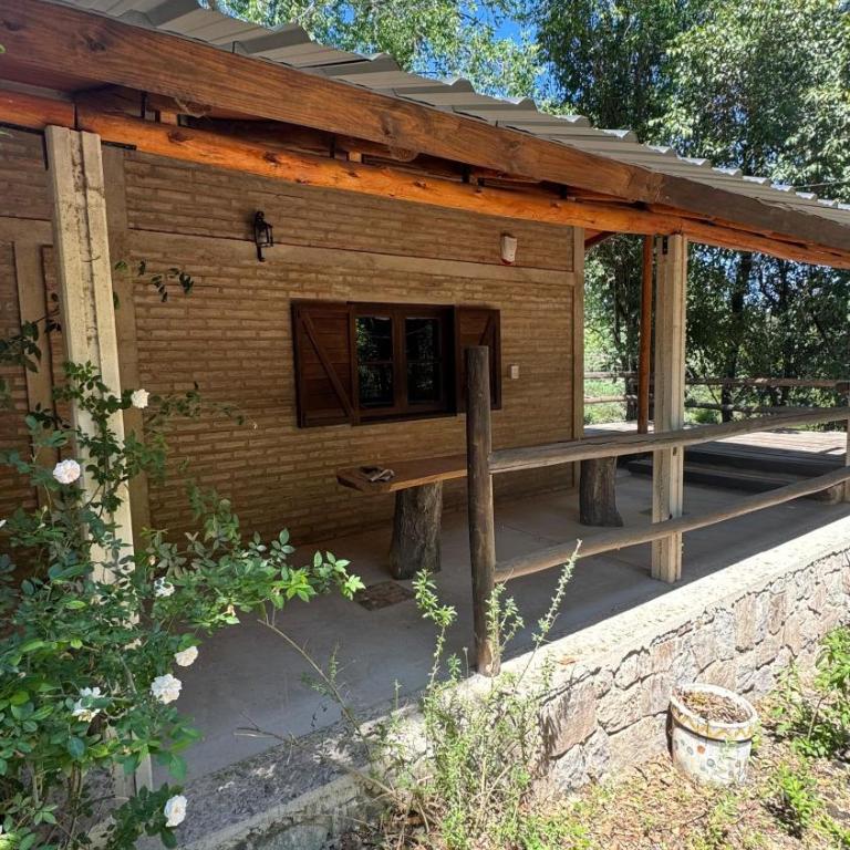 Hermosa cabaña frente al Rio Cosquín - Casa con 1 dormitorio - 5