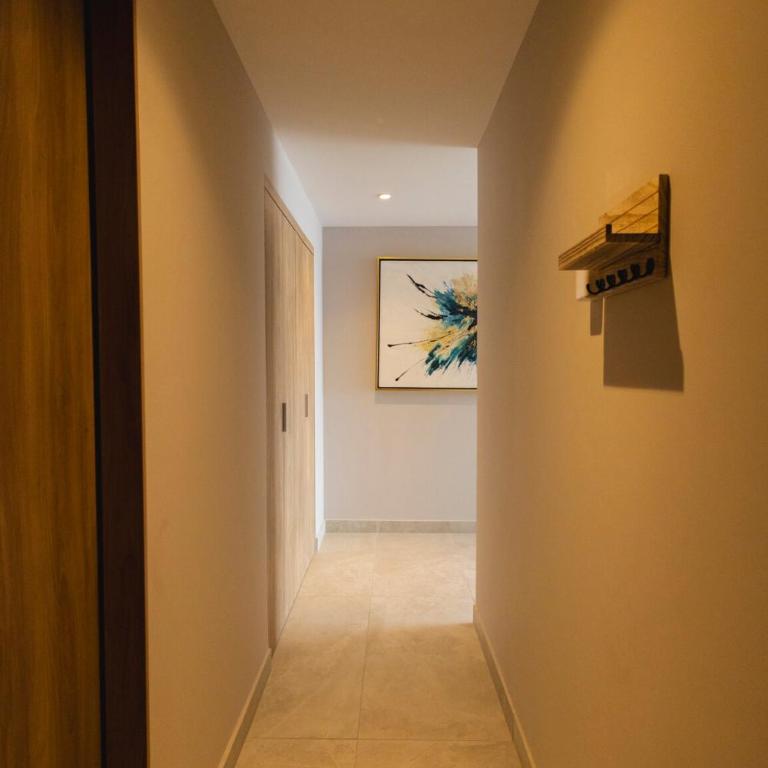 Guadalajara Skyline Retreat - Three-Bedroom Apartment - 8