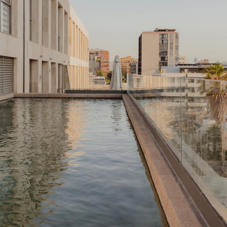 Guadalajara Skyline Retreat - Three-Bedroom Apartment - 35