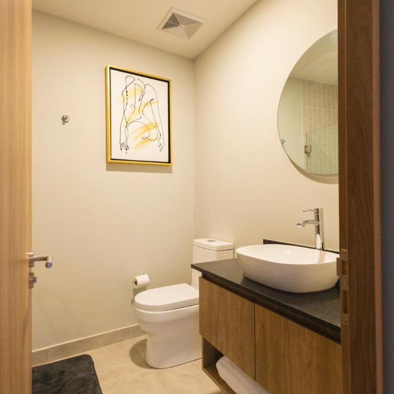 Guadalajara Skyline Retreat - Three-Bedroom Apartment - 47