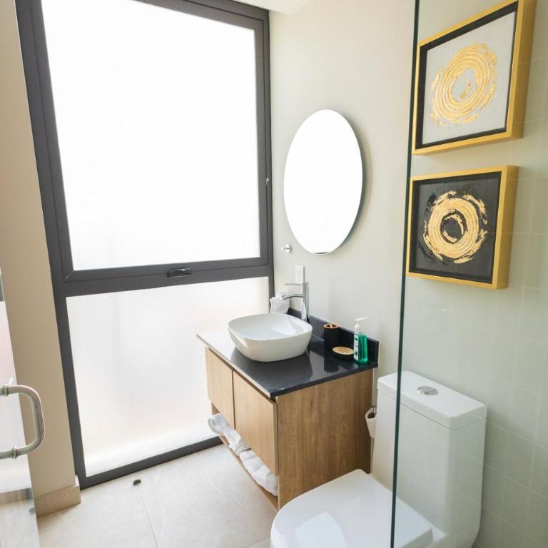 Guadalajara Skyline Retreat - Three-Bedroom Apartment - 58