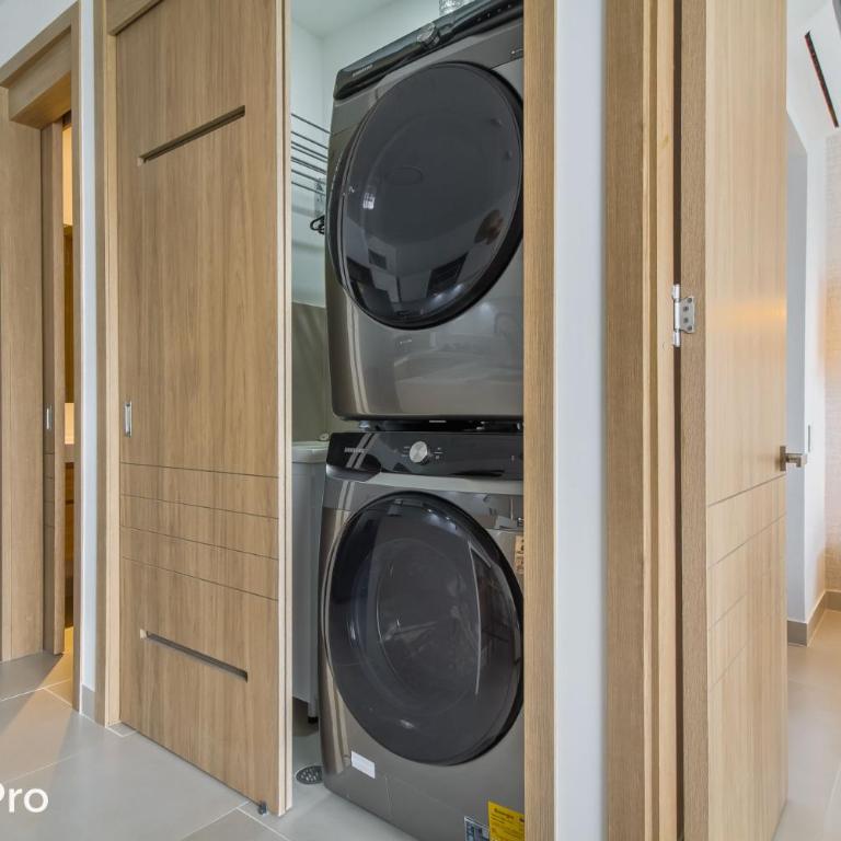 Baia Kristal Cartagena by HostPro - One-Bedroom Apartment with Balcony and Water View - 3