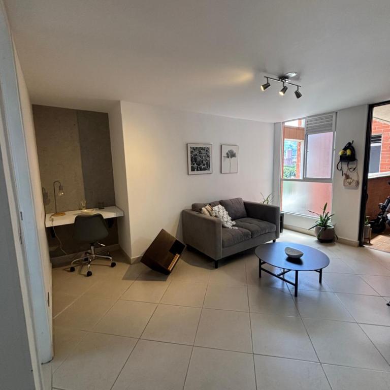 Apto Medellín, central y cómodo - Apartamento de 2 dormitorios - 26
