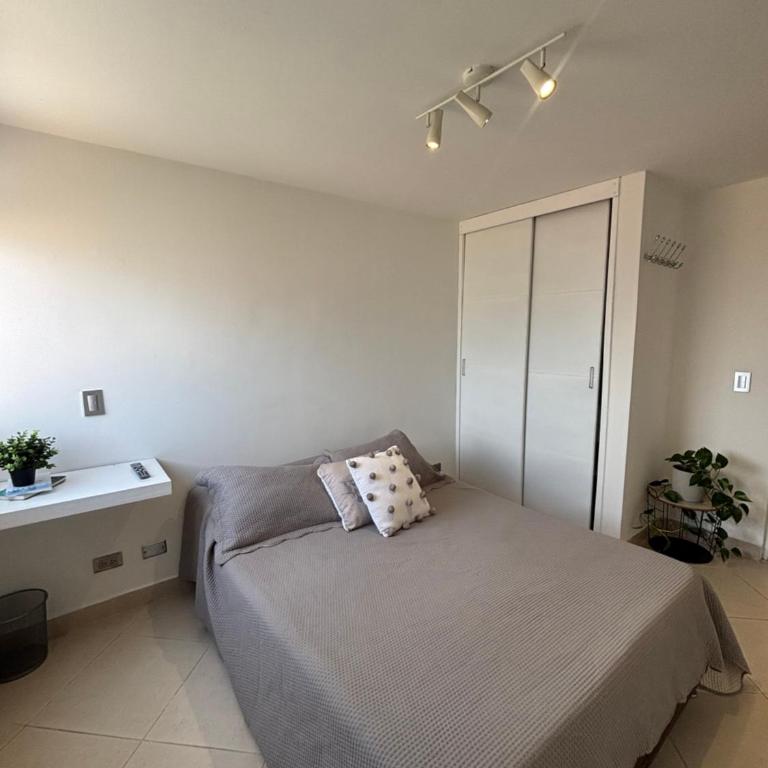 Apto Medellín, central y cómodo - Apartamento de 2 dormitorios - 30