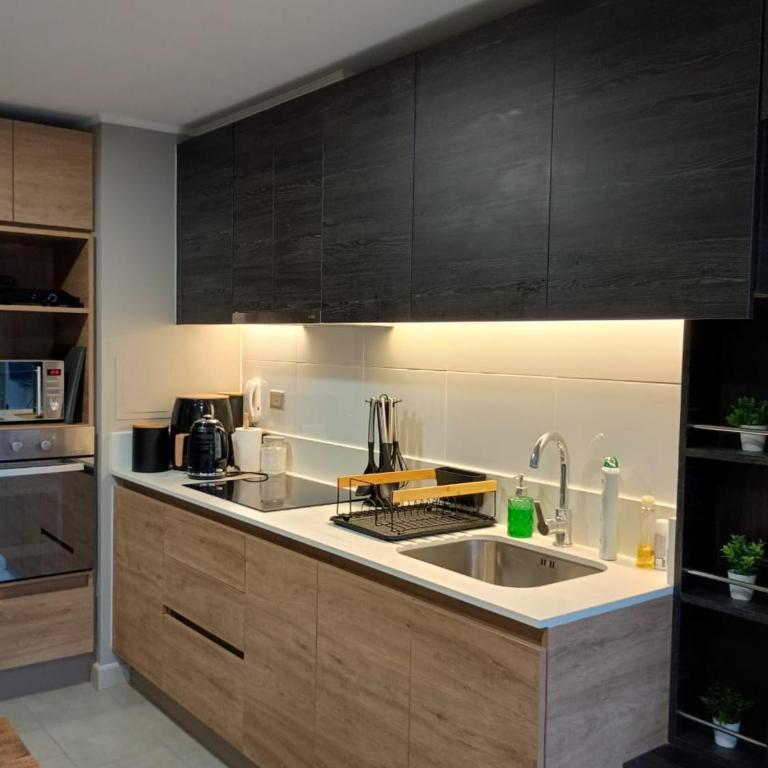 Cómodo depto a pasos del metro Irarrázaval - Two-Bedroom Apartment - 5