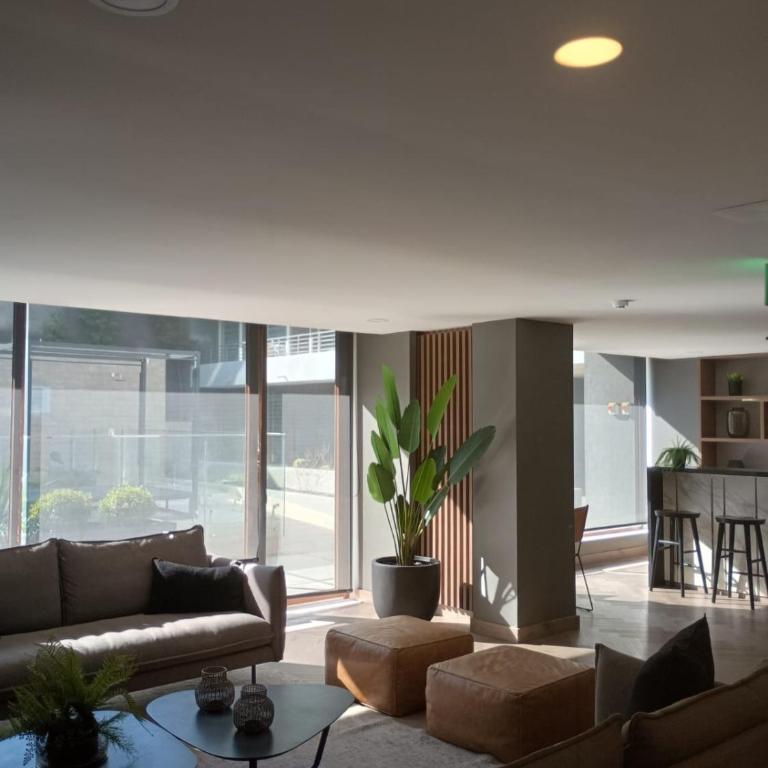 Cómodo depto a pasos del metro Irarrázaval - Two-Bedroom Apartment - 9