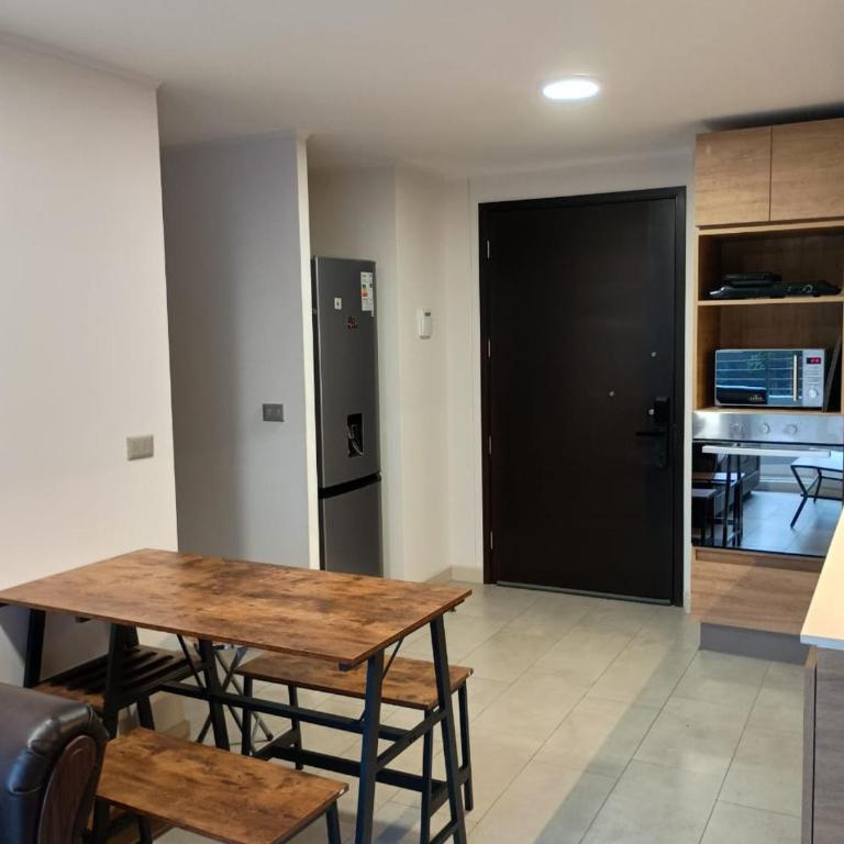 Cómodo depto a pasos del metro Irarrázaval - Two-Bedroom Apartment - 10