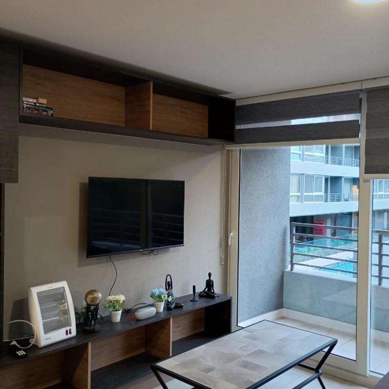 Cómodo depto a pasos del metro Irarrázaval - Two-Bedroom Apartment - 1