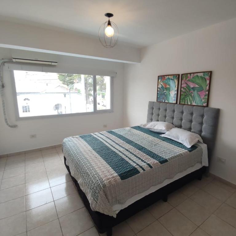 Bright and centrally located apartment - Apartamento de 1 dormitorio - 1