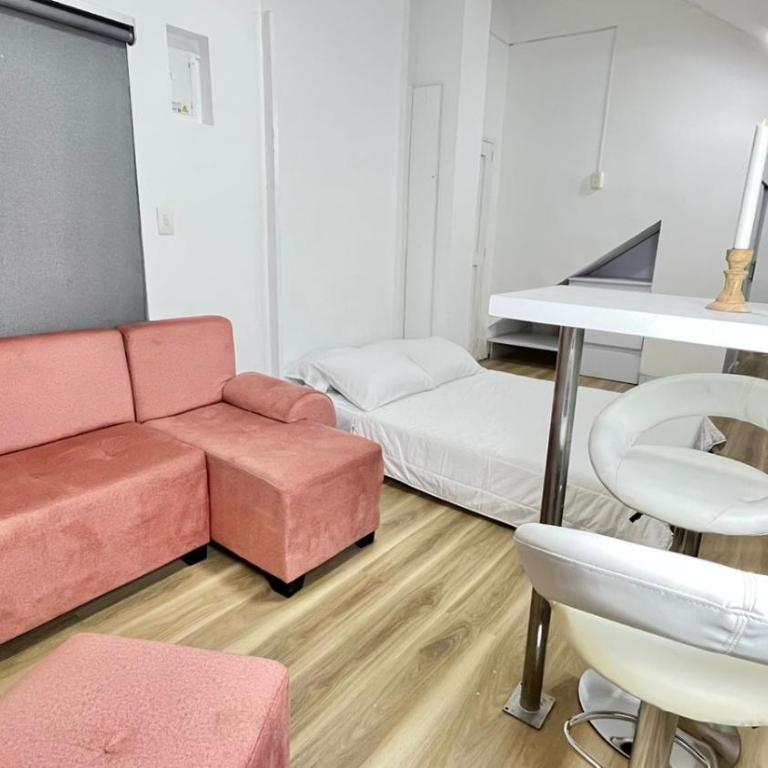 Moon House Granada - Double Room with Private Bathroom - 5