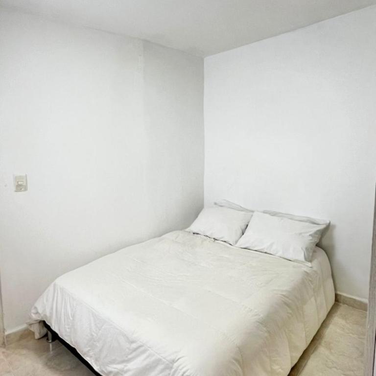 Moon House Granada - One-Bedroom Apartment - 3