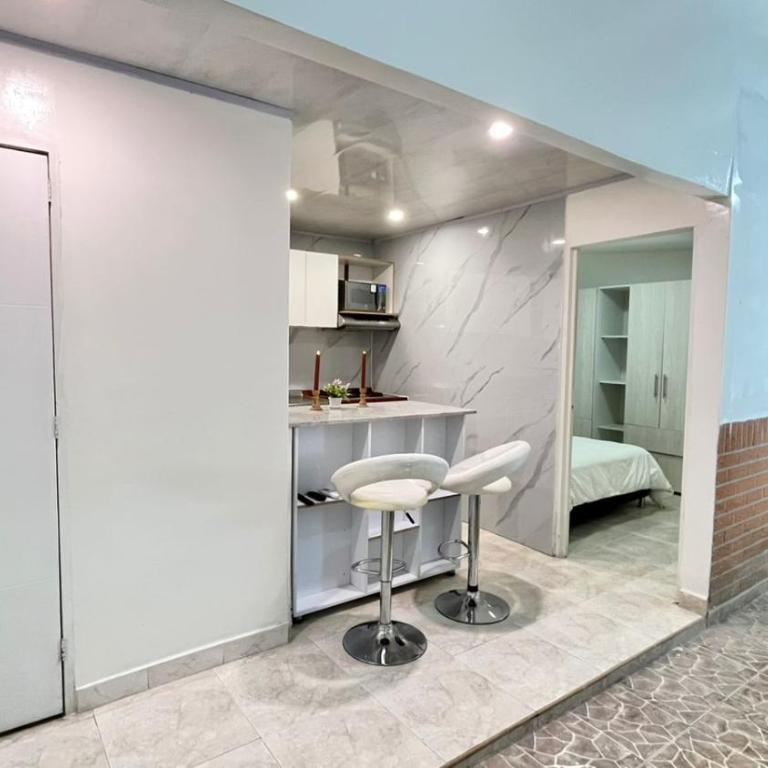 Moon House Granada - One-Bedroom Apartment - 8