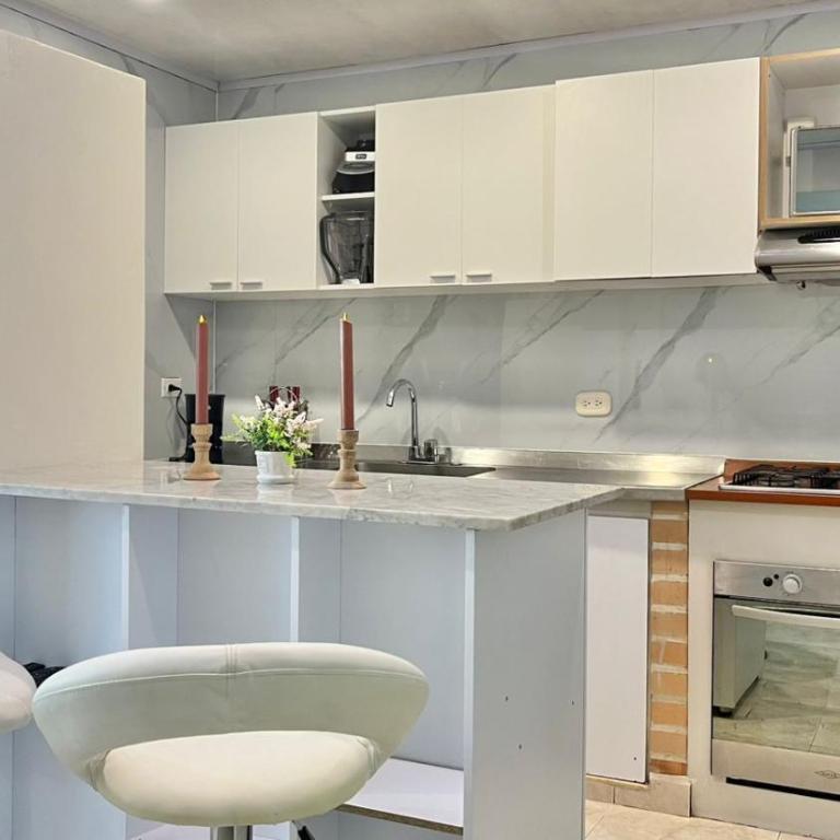 Moon House Granada - One-Bedroom Apartment - 12
