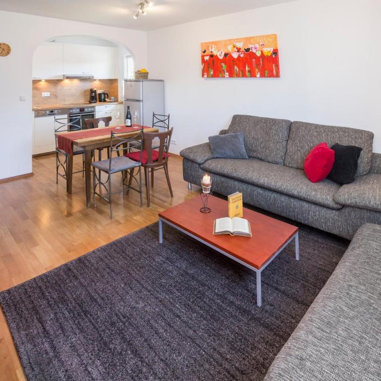 Haus Hahnenhof - Apartment mit 2 Schlafzimmern und Balkon - 3