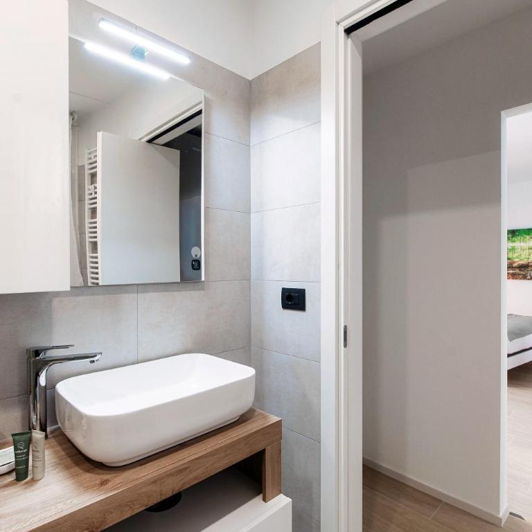 Victoria Studio 1 e 2 by Quokka 360 - Close to Porta Torre in Como - Monolocale Deluxe - 2