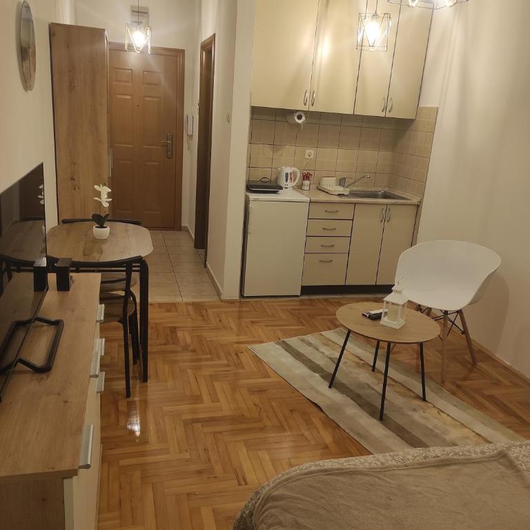 Studio Maja - One-Bedroom Apartment - 1