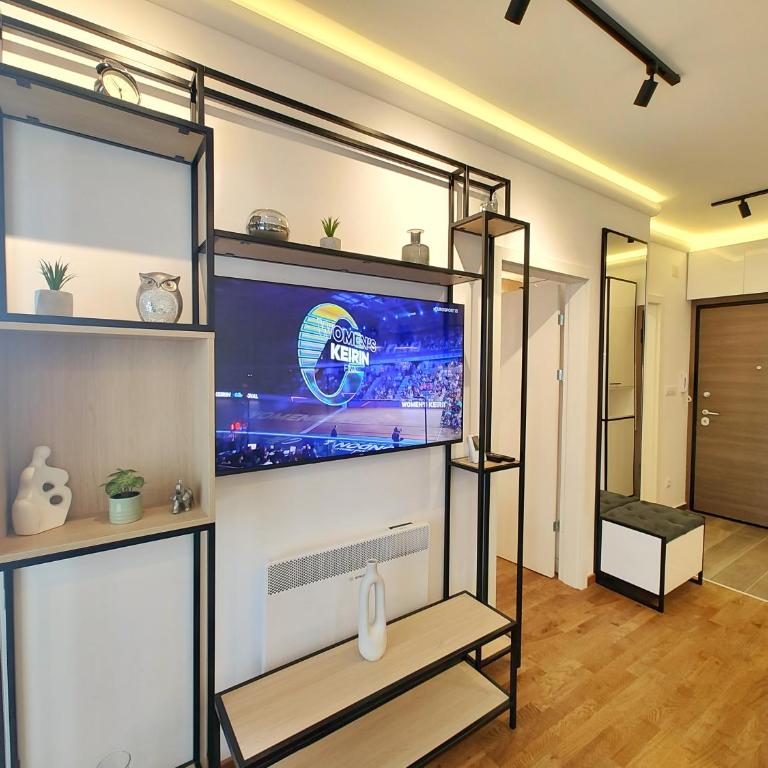 Apartmani Magnet Zlatibor - One-Bedroom Apartment with Balcony and Mountain View - 1