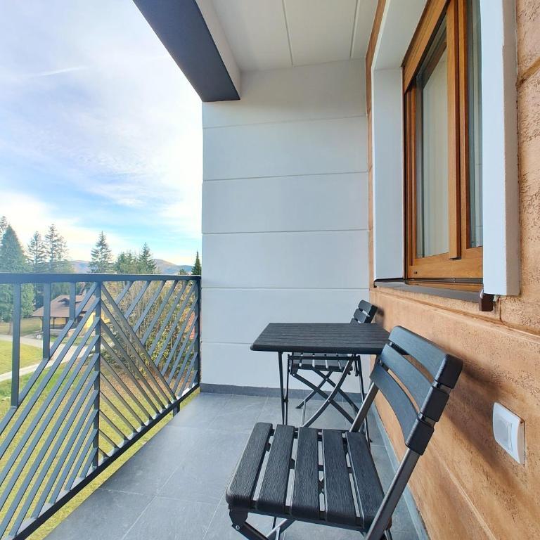 Apartmani Magnet Zlatibor - One-Bedroom Apartment with Balcony and Mountain View - 4