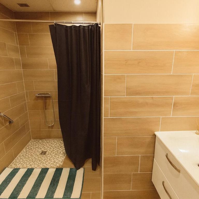 Appartement Neuf climatisé RDC à 100m des cures - Studio - Accessible aux Personnes à Mobilité Réduite - 5