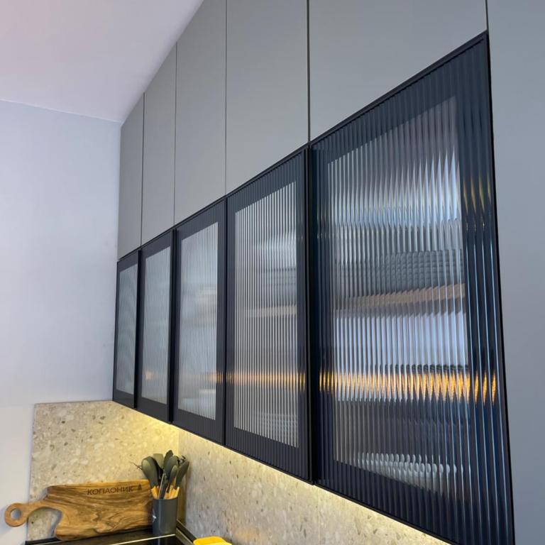 Evergreen Lux - One-Bedroom Apartment - 10