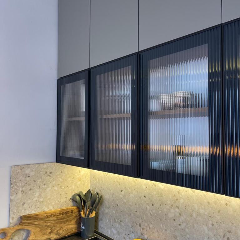 Evergreen Lux - One-Bedroom Apartment - 11