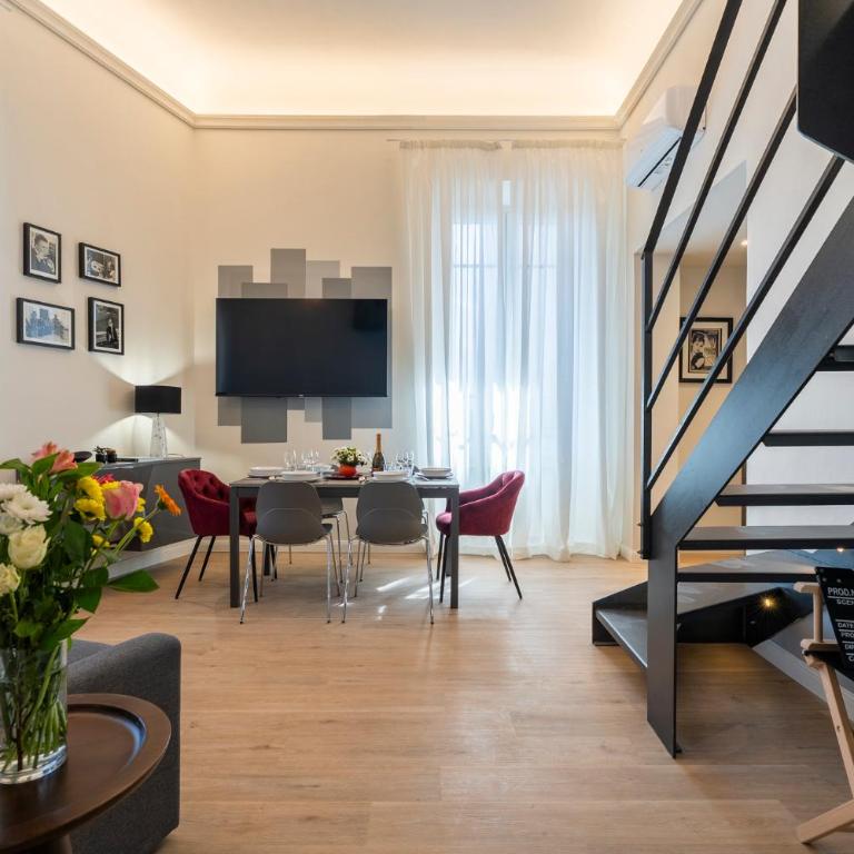 Cherubini Palace Thematic Apartment - Three-Bedroom Apartment - 11