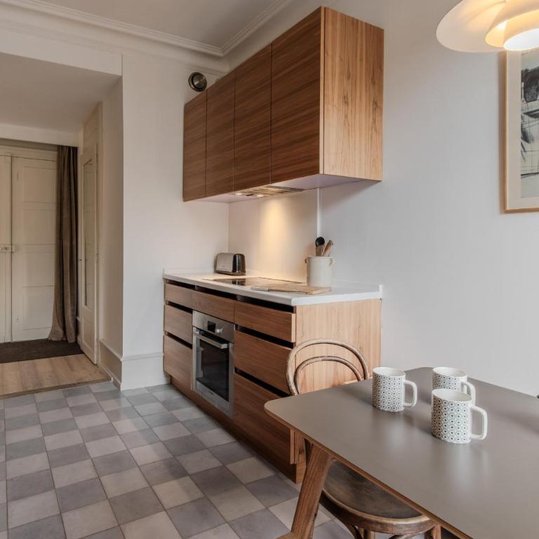 Le Metropole - Centre-ville - Spacieux - Apartment - 17