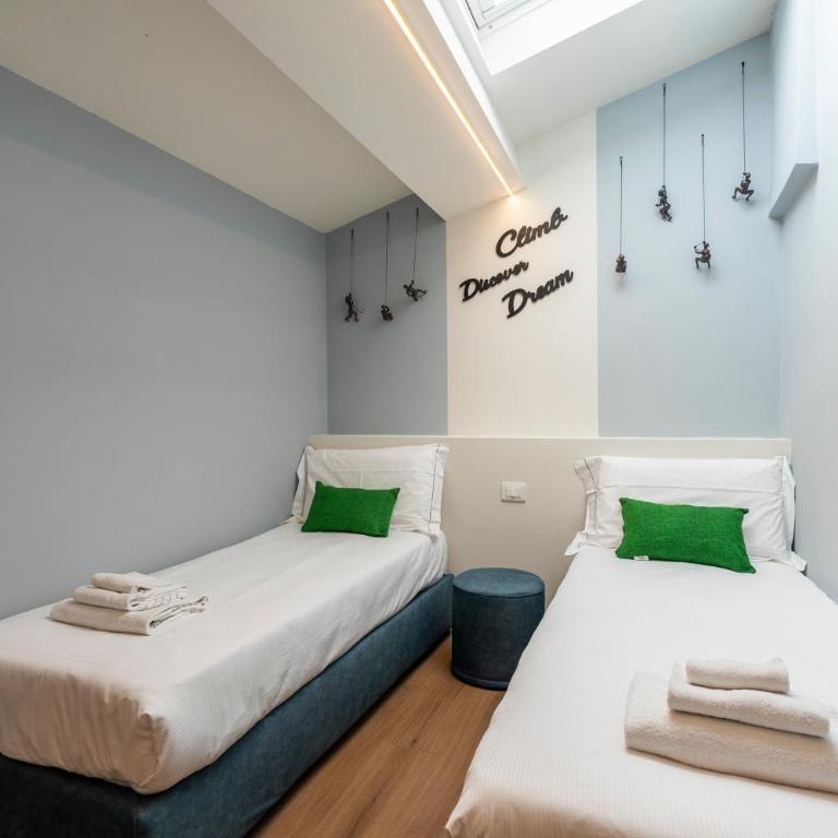 Cherubini Palace Thematic Apartment - Two-Bedroom Apartment - 18