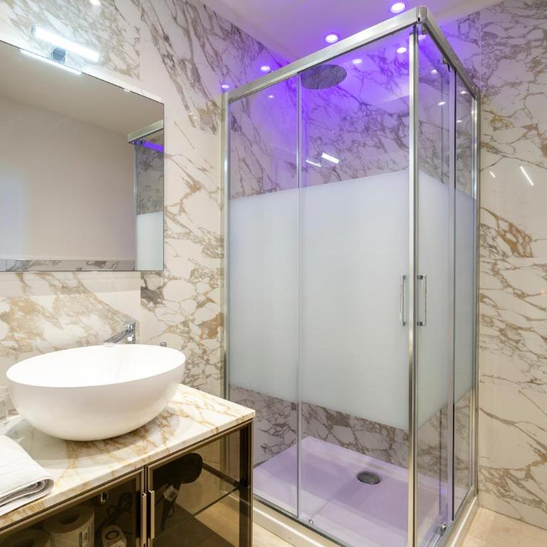 Cherubini Palace Thematic Apartment - Two-Bedroom Apartment - 28