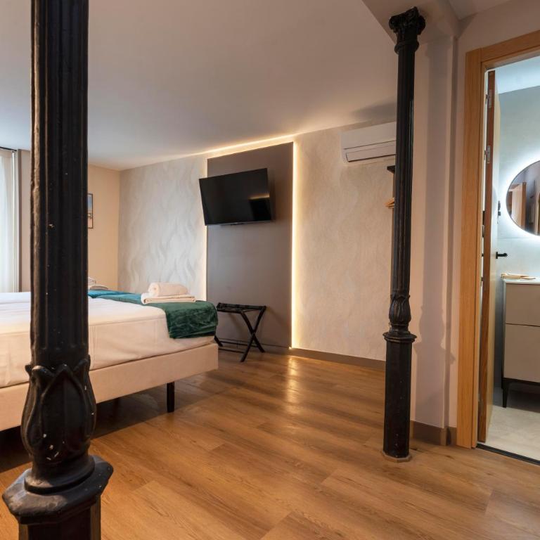 Negresco Plaza Mayor - Habitación Doble Deluxe - 1 o 2 camas - 1