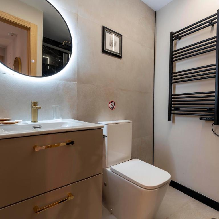 Negresco Plaza Mayor - Habitación Doble Deluxe - 1 o 2 camas - 7
