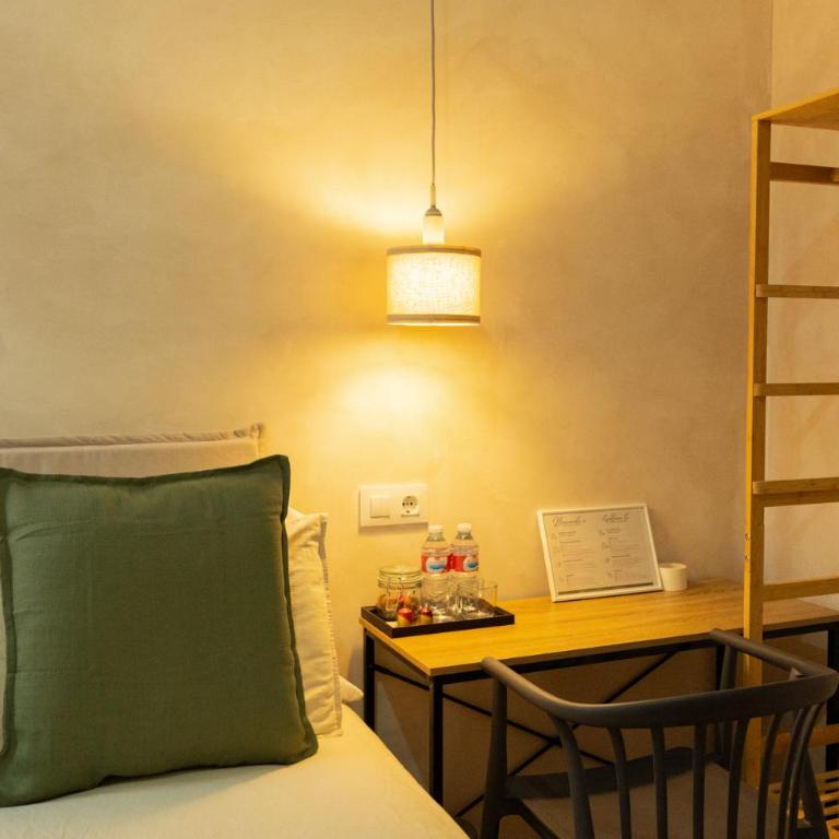 Tierra Blanca - Double Room with Shared Bathroom - 10