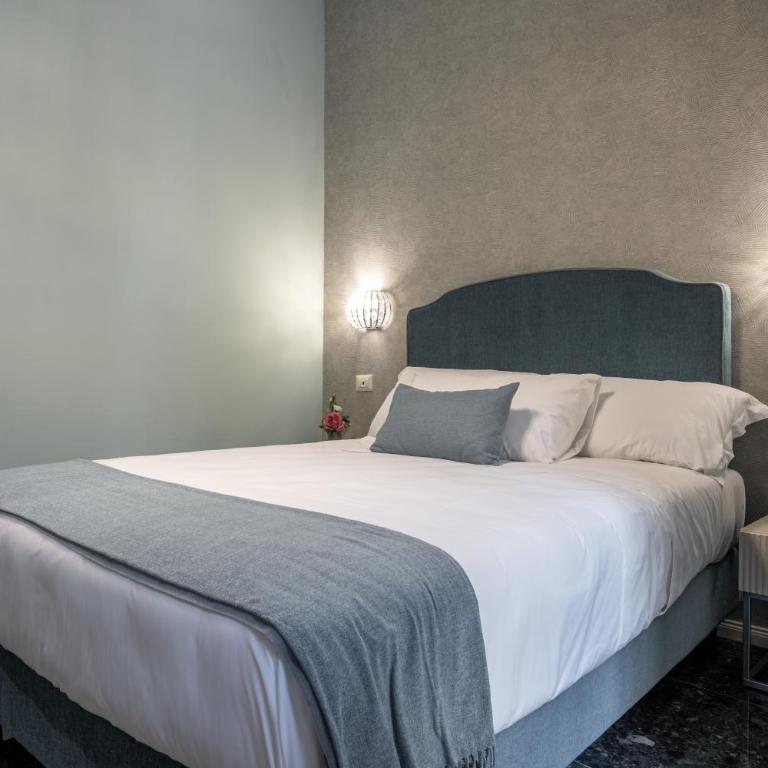 Roma suite hotel - Camera Matrimoniale con Balcone - 8