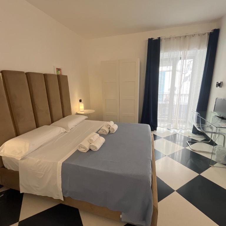 Casa Galati - Camera Matrimoniale con Bagno Privato Esterno - 1