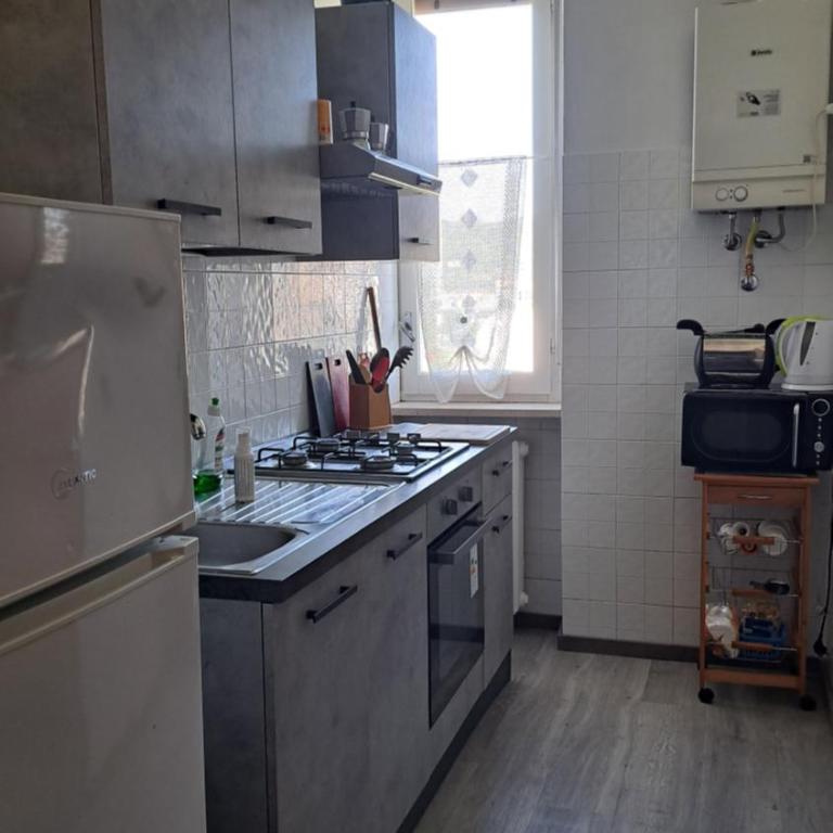 I Sogni Di Leo 1 - Twin Room with Private Bathroom - 3