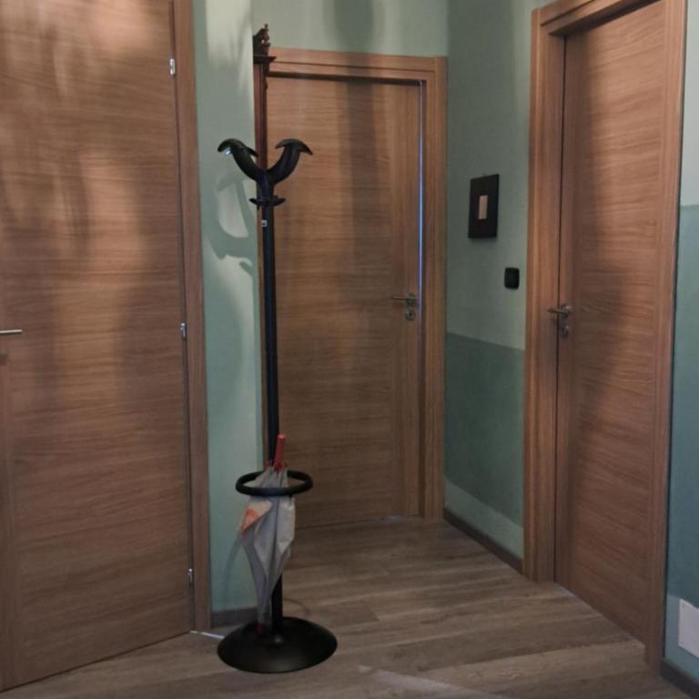 I Sogni Di Leo 1 - Twin Room with Private Bathroom - 4