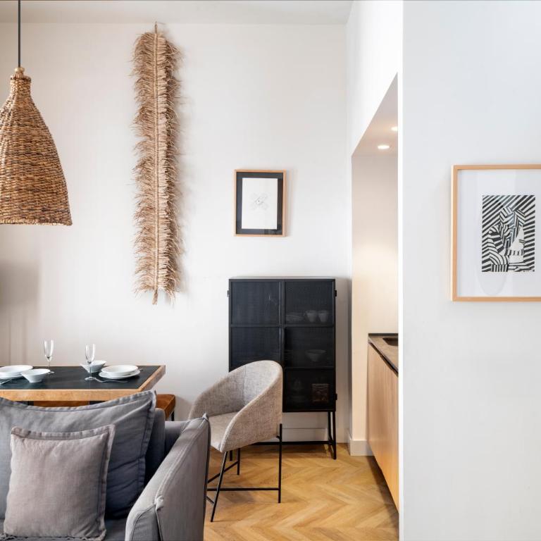 R26 Suites Sevilla - Apartamento de 1 dormitorio con bañera de hidromasaje en la azotea - 5