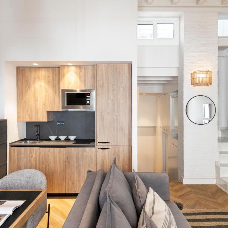 R26 Suites Sevilla - Apartamento de 1 dormitorio con bañera de hidromasaje en la azotea - 7