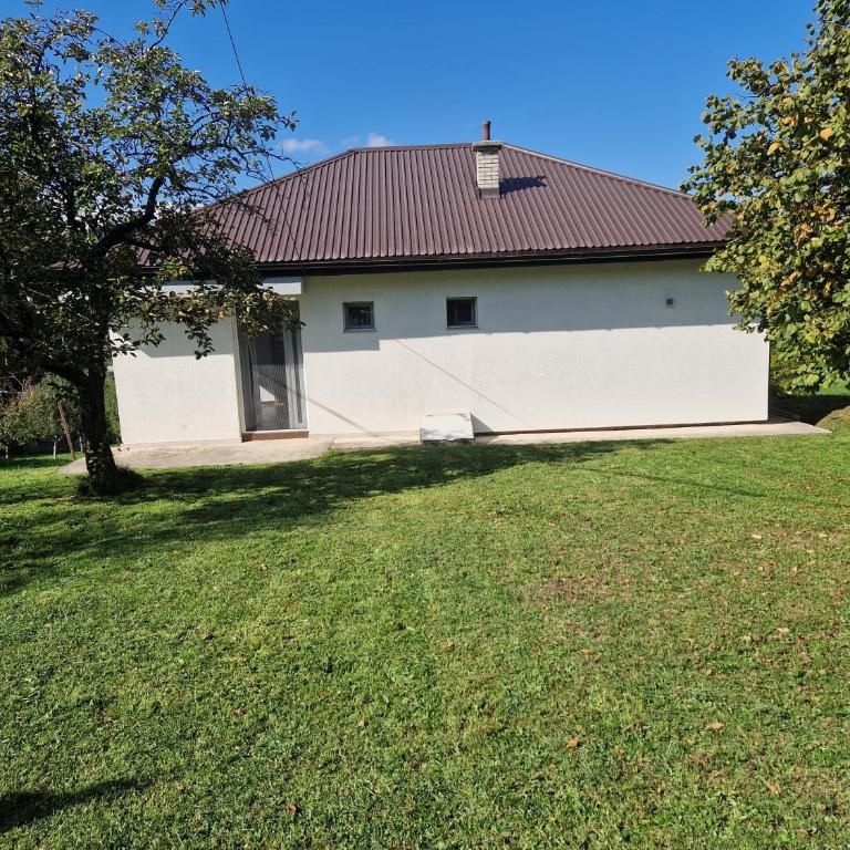 Hills - One-Bedroom Chalet - 12