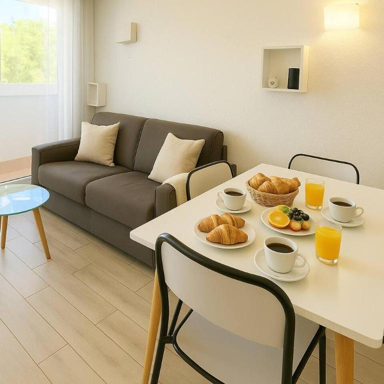 Mas du Tanit - Studio, 4P, Terrasse & Piscine - Studio with Sea View - 2