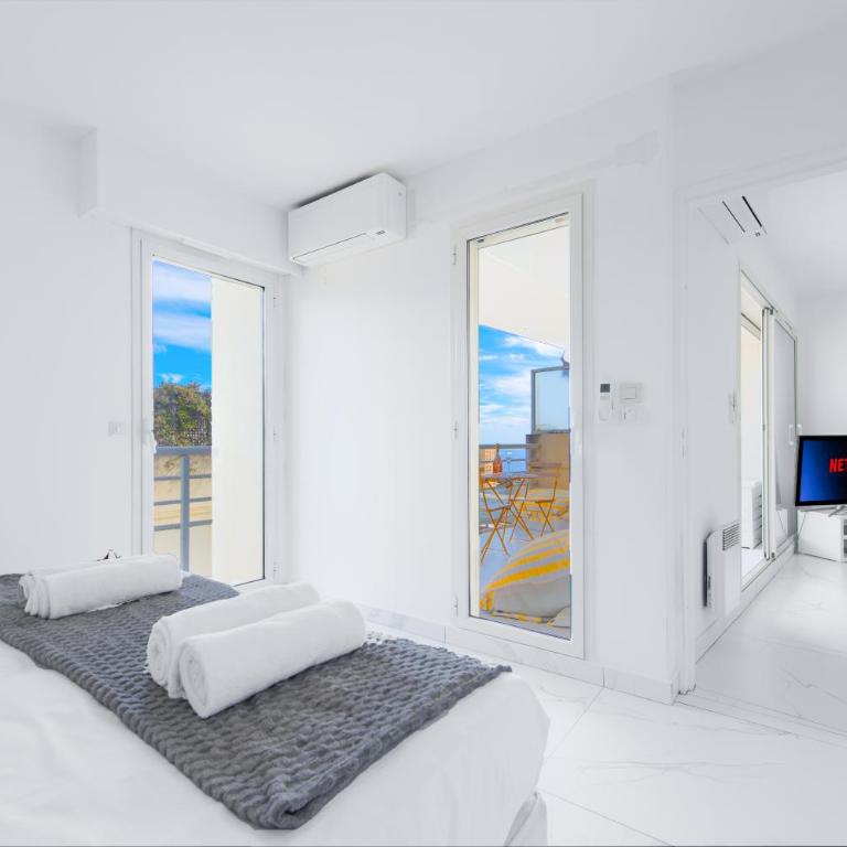 Proche Monaco - Joli logement - Parking - EN - Appartement 1 Chambre - 13