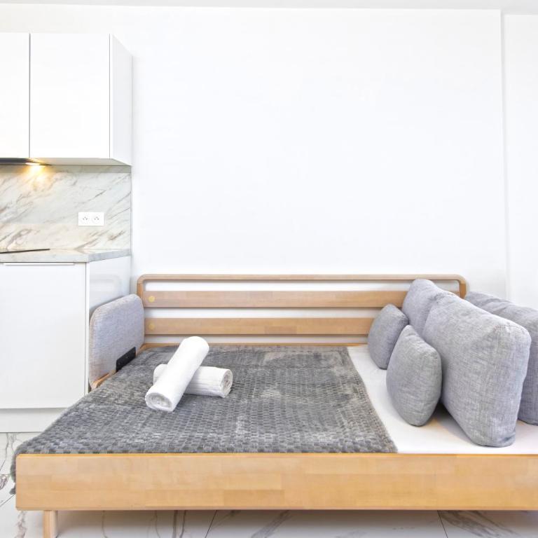 Proche Monaco - Joli logement - Parking - EN - Appartement 1 Chambre - 4
