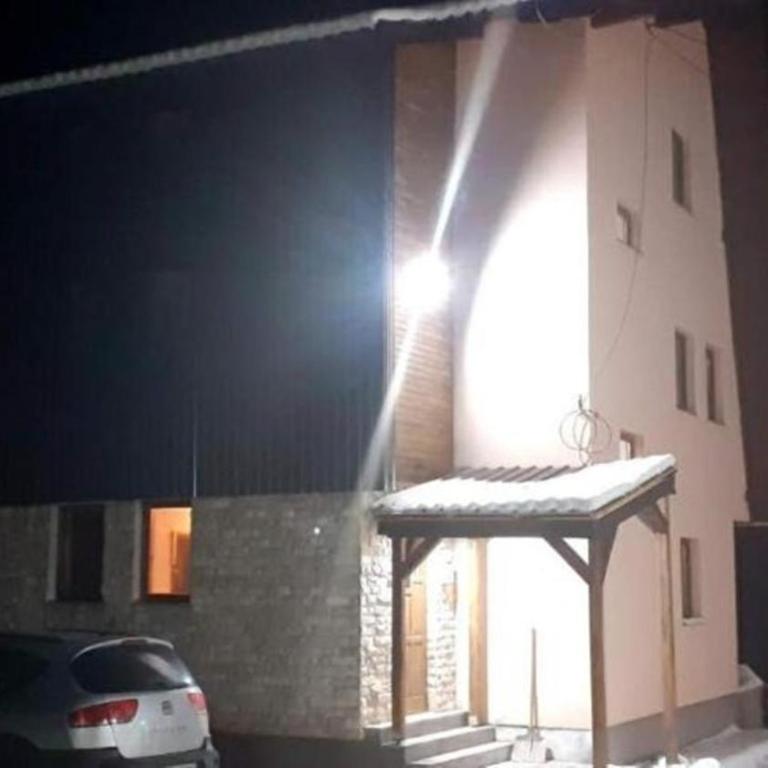 Apartments Gaga - One Bedroom Apartment - 13