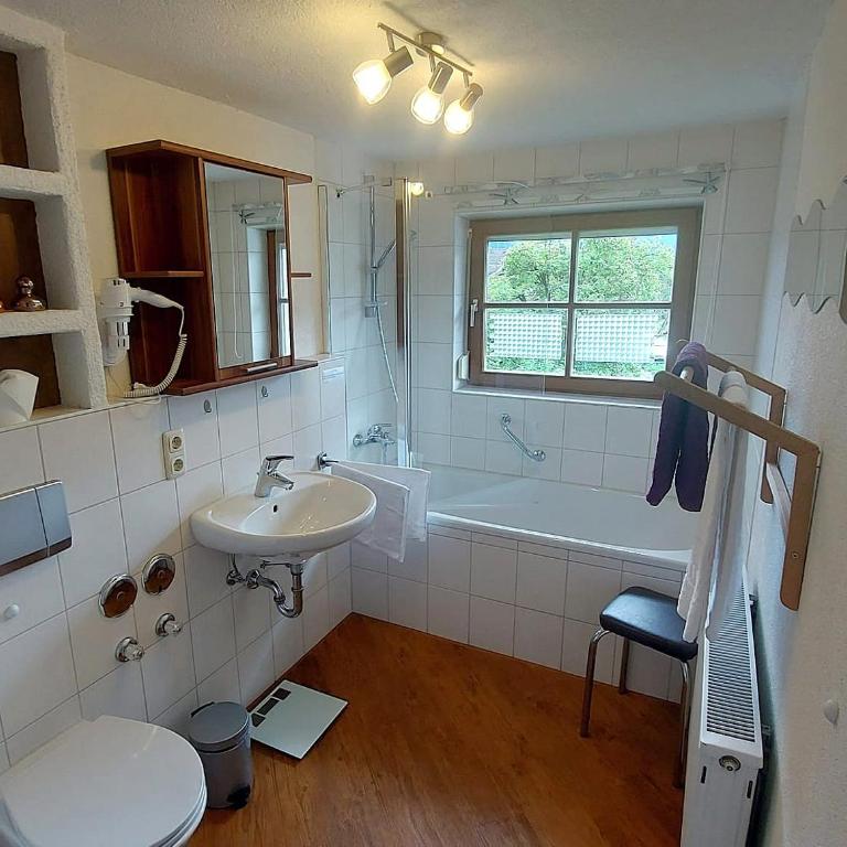 Ferienwohnung 19 Gipfelblick - Apartamento con vistas a las montañas - 11