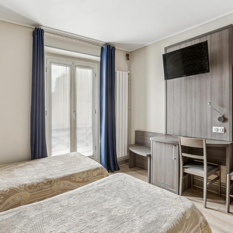 Hotel Telemaque - Chambre Quadruple - 1