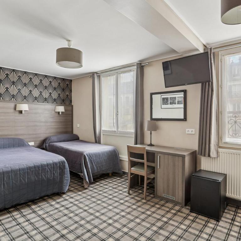 Hotel Telemaque - Chambre Triple - 1
