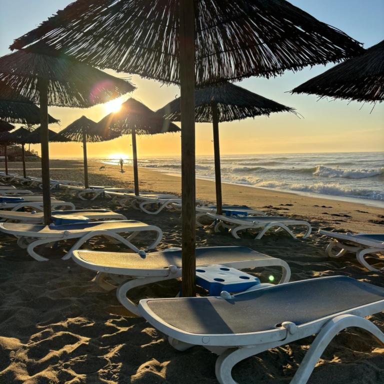 Apartmán Andalusie - Two-Bedroom Apartment with Sea View - 2